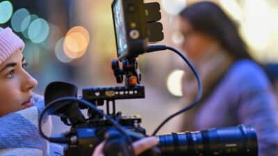 Video Production Chicago Female Camera Operator | Wooshii